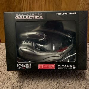 Battlestar Galactica figurine